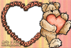 Urso pelúcia abraçando coração, moldura fofa, fundo rosa poá.