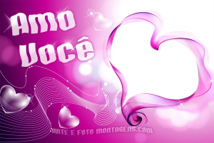 Coração rosa com frase 'Amo Você', fundo rosa.