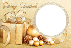 Presentes Natal dourados, frase 'Feliz Natal', moldura redonda, fundo dourado.