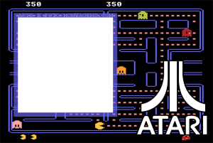 Tela jogo Pac-Man Atari, logo Atari, área foto sobre labirinto.