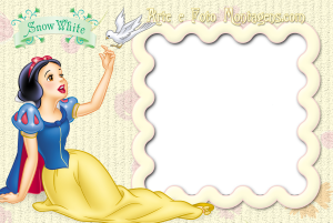Branca de Neve, passarinho, moldura bege clara borda preta ondulada, fundo texturizado flores.