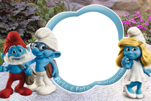 Papai Smurf, Smurfette, Gênio (Smurfs filme), moldura azul clara formato nuvem, fundo floresta.